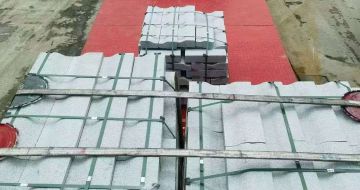 邢台 芝麻白仿形加直形路沿石出货日常