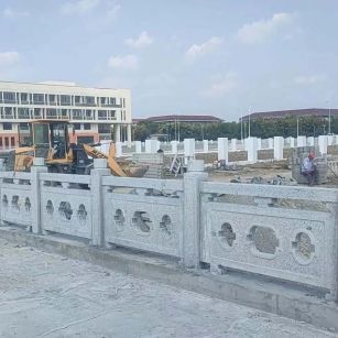 邢台 白麻花岗岩荔枝面河道栏杆