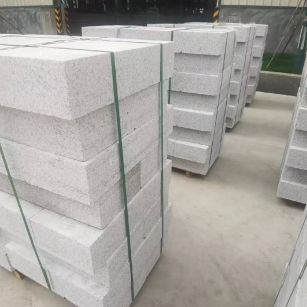 邢台 白麻花岗岩路沿石，立缘石，平缘石，路牙石，道牙石，马路牙子等