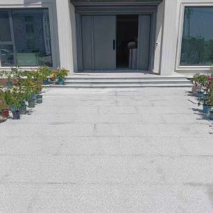 邢台 芝麻白花岗岩地铺石地面铺装