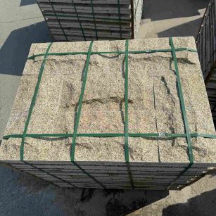 邢台 黄金麻花岗岩石材自然面蘑菇石成品