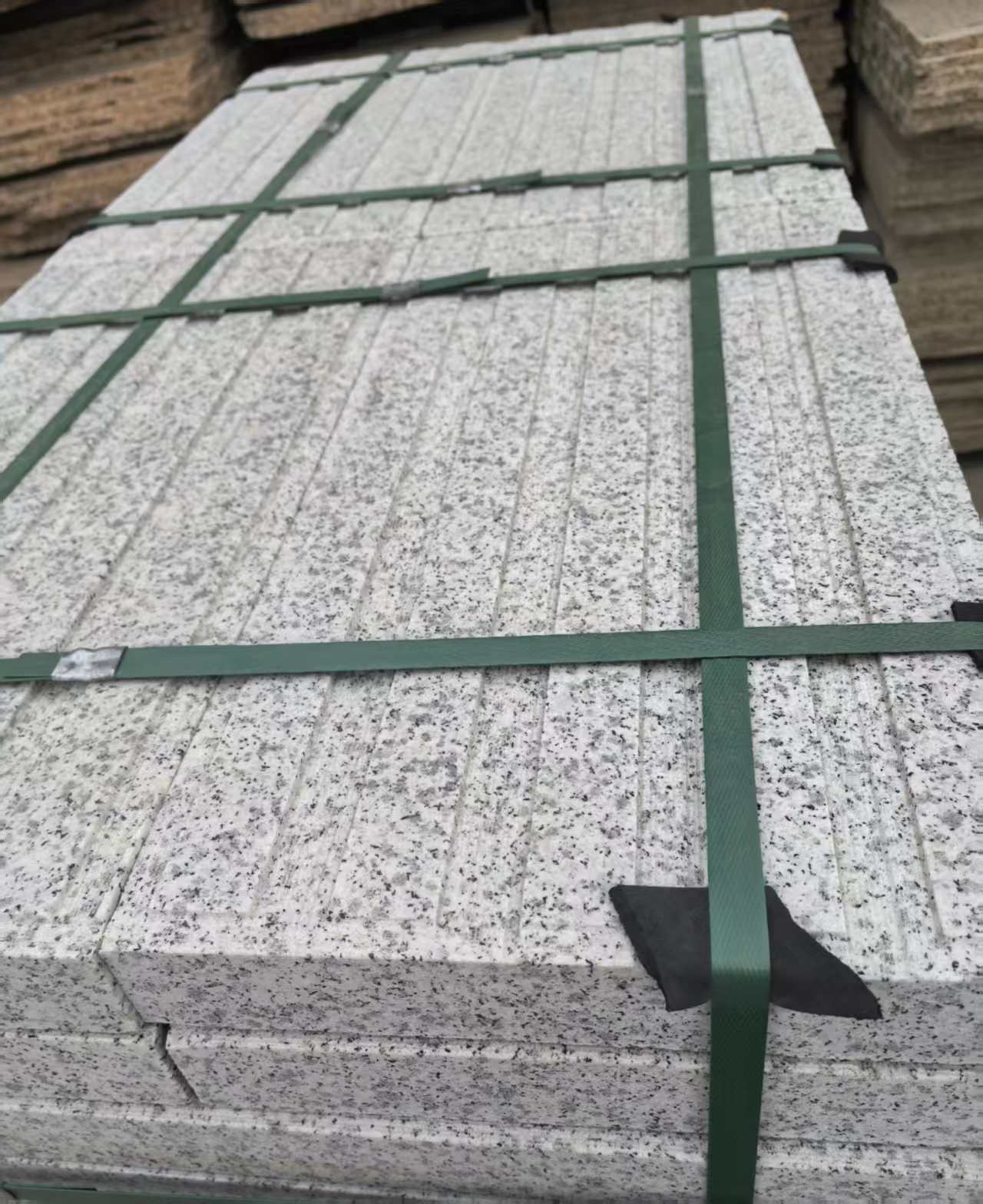 邢台 白麻花岗岩直行盲道石，盲条，地铺石