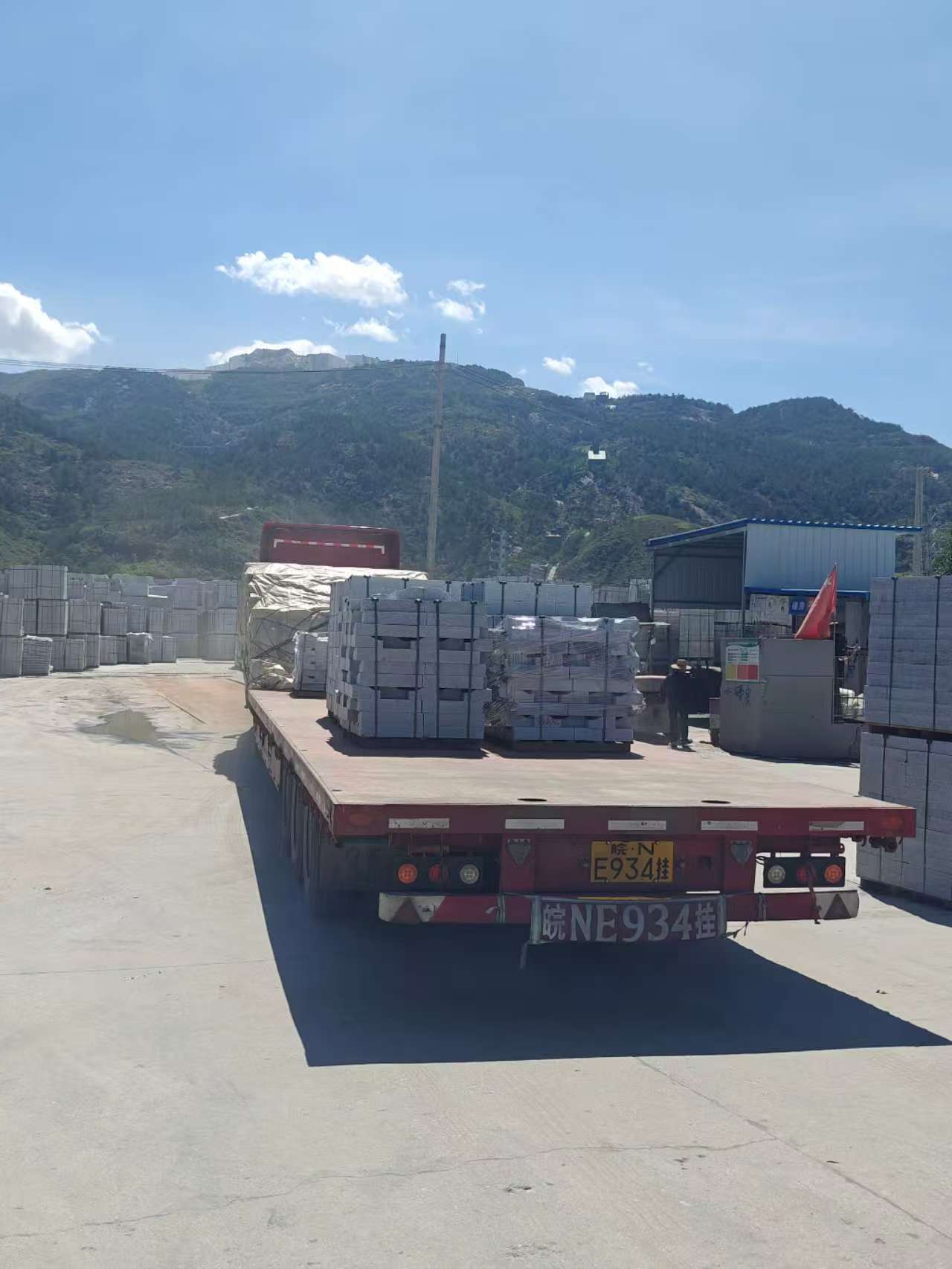 邢台 芝麻白仿形路沿石，直形路沿石