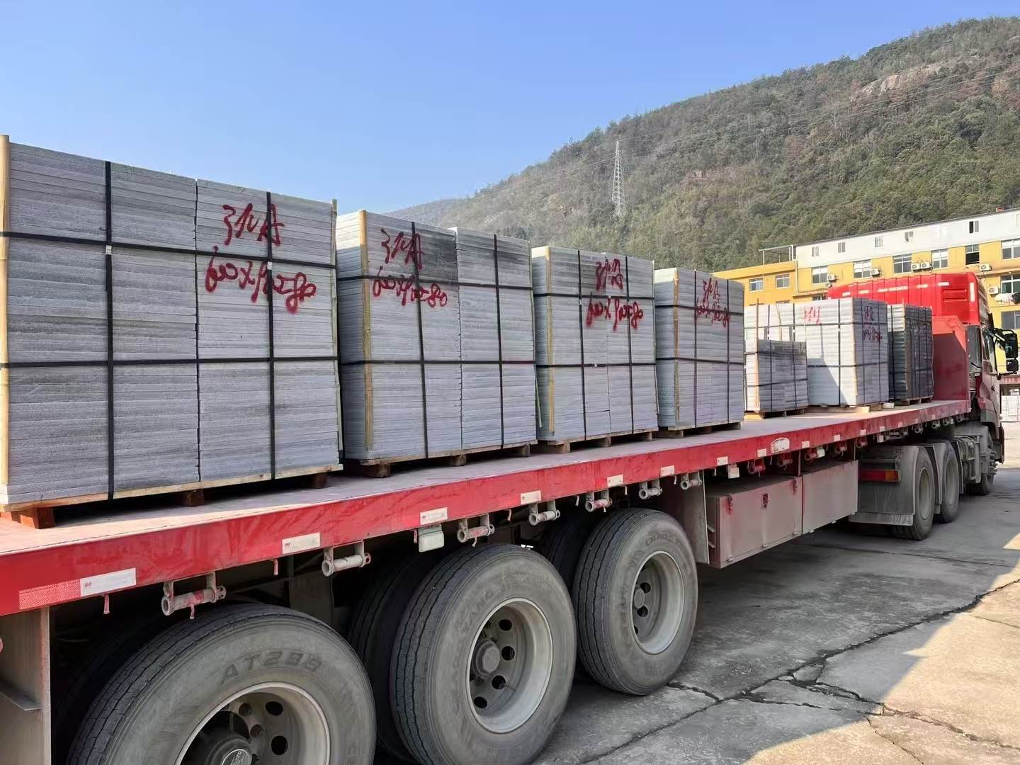 邢台 芝麻灰地铺石出货日常