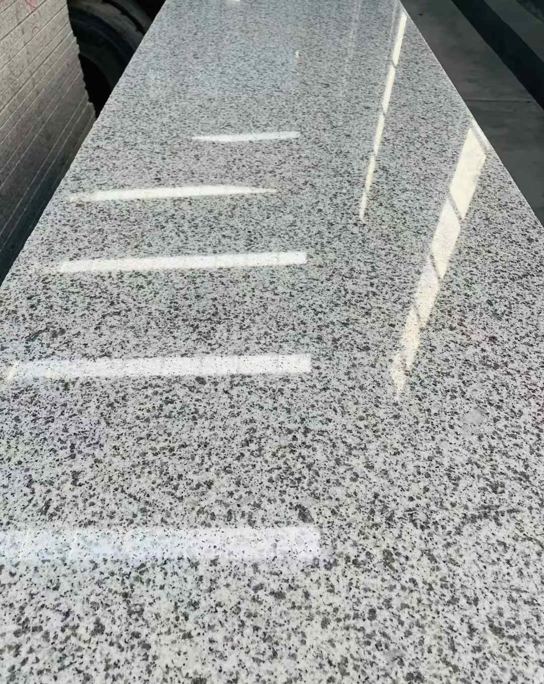 邢台 白麻花岗岩光面毛板